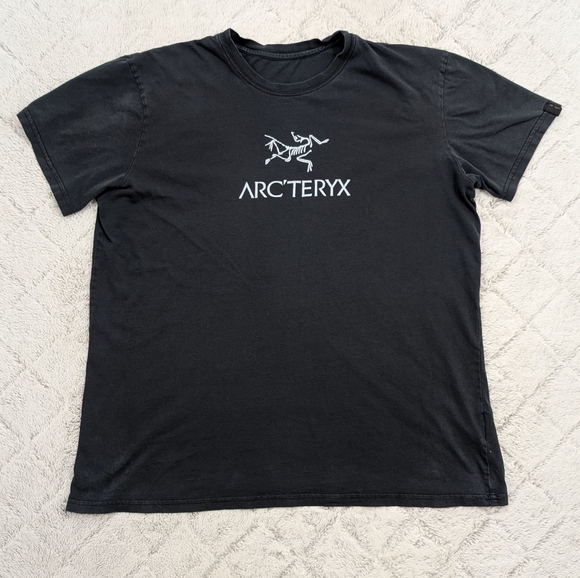 Arc'teryx Other - Arc'teryx Shirt Mens L Black Arc’Word Logo Graphic Short Sleeve Cotton Outdoor
